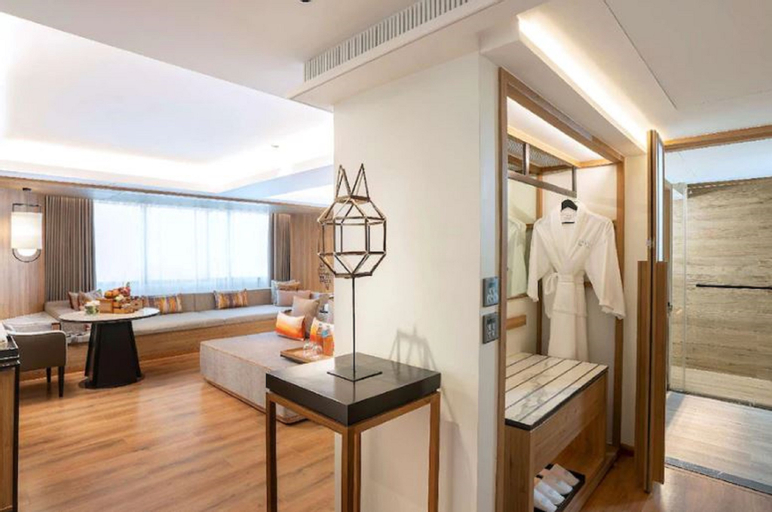 Bathroom 7