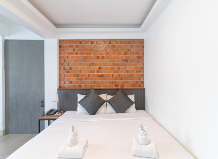 Bedroom 26