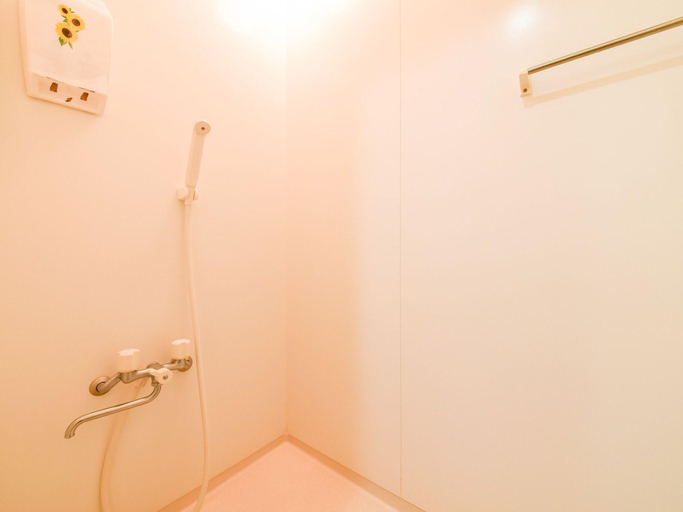 Bathroom 4, Urari Takeo Garden Terrace Spa Resorts, Takeo