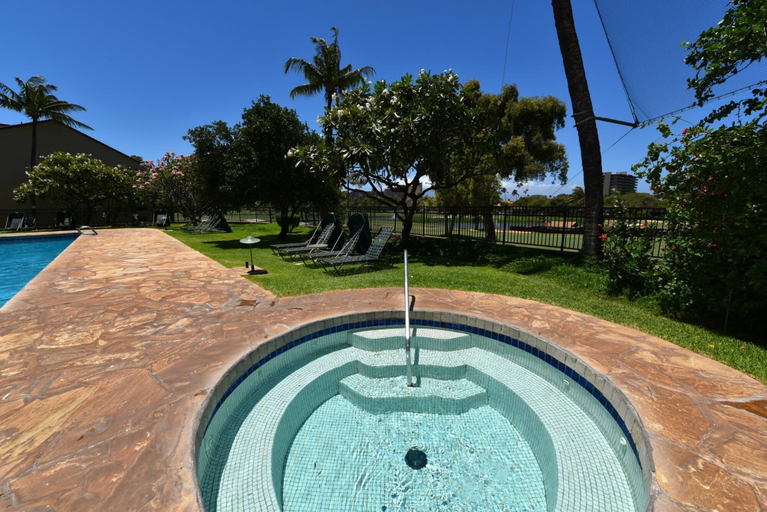 Sport & Beauty 3, Spacious 2BR Condo w Lanai Near Beach & Dining - Kaanapali Royal E101, Maui
