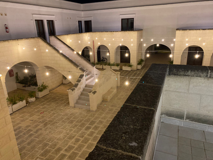 Bathroom, Mare Nostrum Hotel, Brindisi