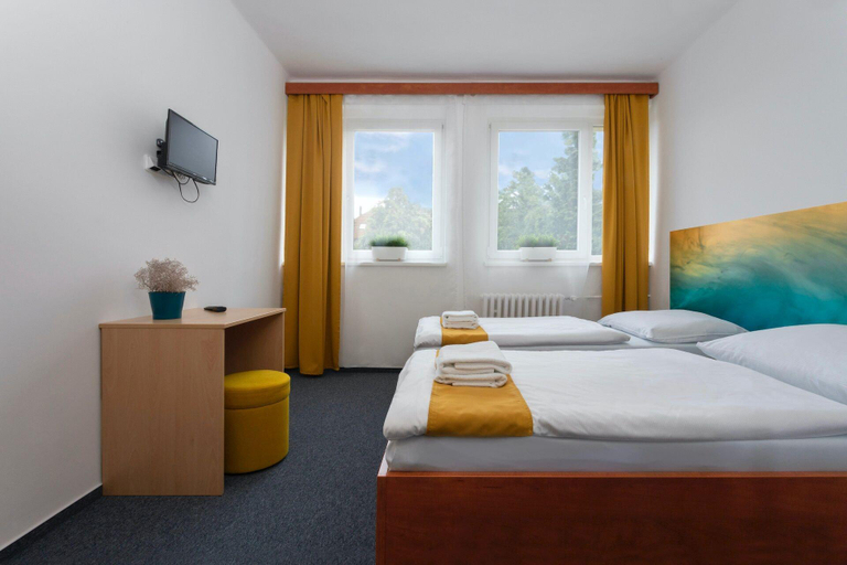 Bedroom 4, Hotel AMITY, Praha 20