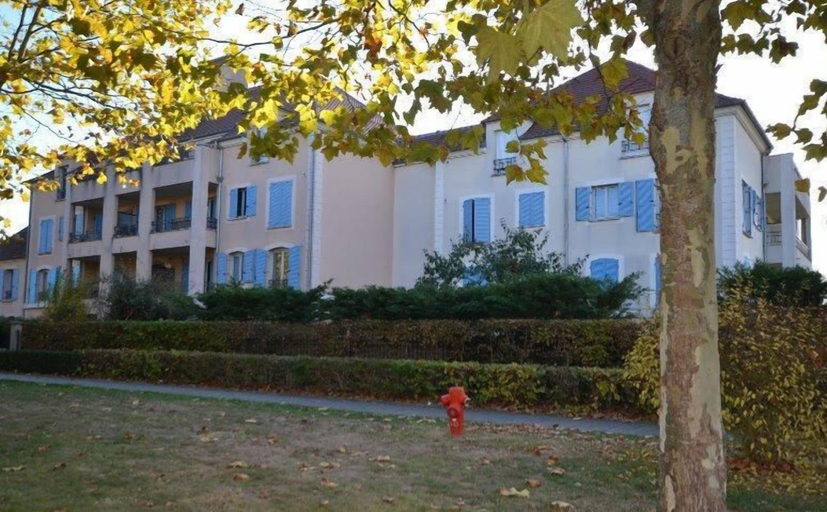 Exterior & Views 2, Avenue de Général de Gaulle Guesthouse, Seine-et-Marne