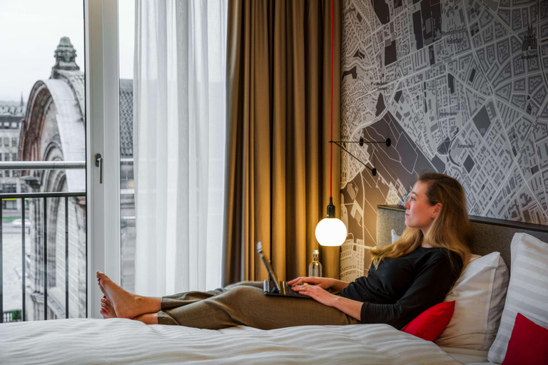 Bedroom 30