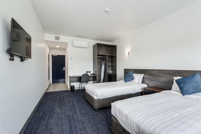 Bedroom 26