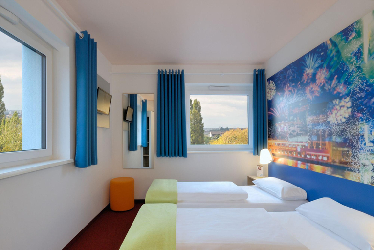 Bedroom 2, B&B Hotel Heidelberg, Heidelberg