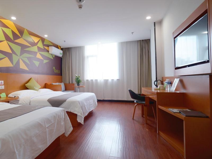 Bedroom 13