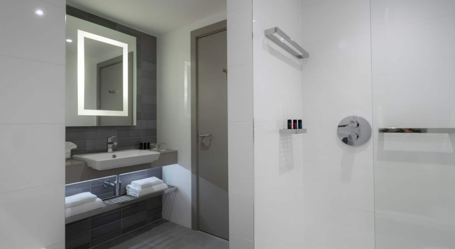 Bathroom 4, Clayton Hotel Bristol City, Bristol