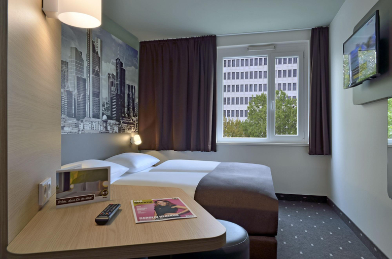 Bedroom 2, B&B Hotel Frankfurt-West, Frankfurt am Main