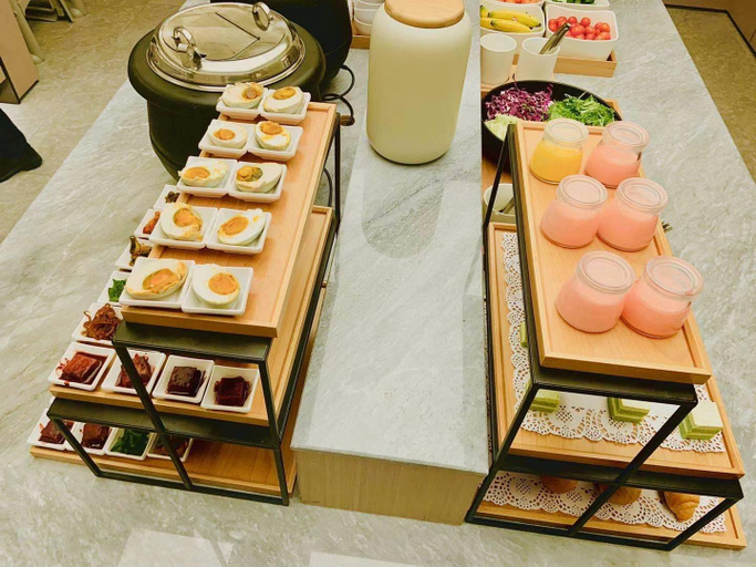 Food & Drinks 5, Ji Hotel (Shanghai Lujiazui Zhangyang Road), Shanghai