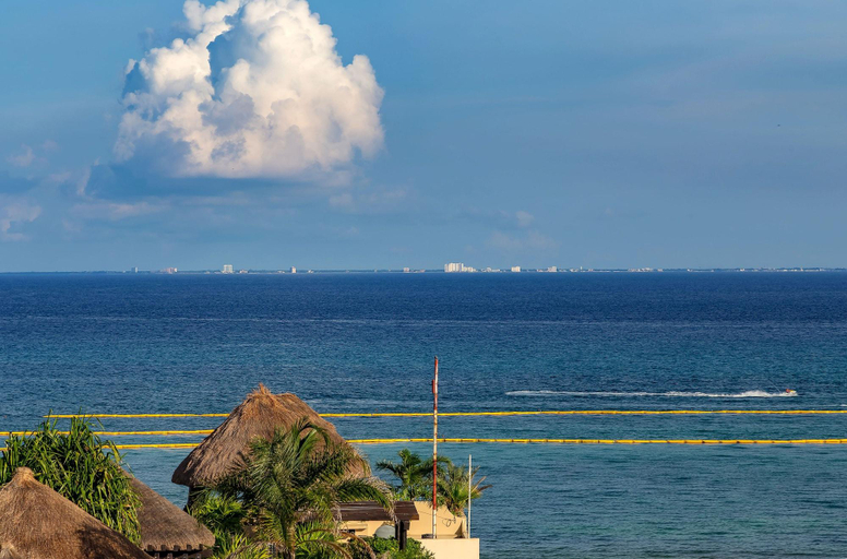 Exterior & Views 2, Singular Joy Vacation Rentals, Cozumel
