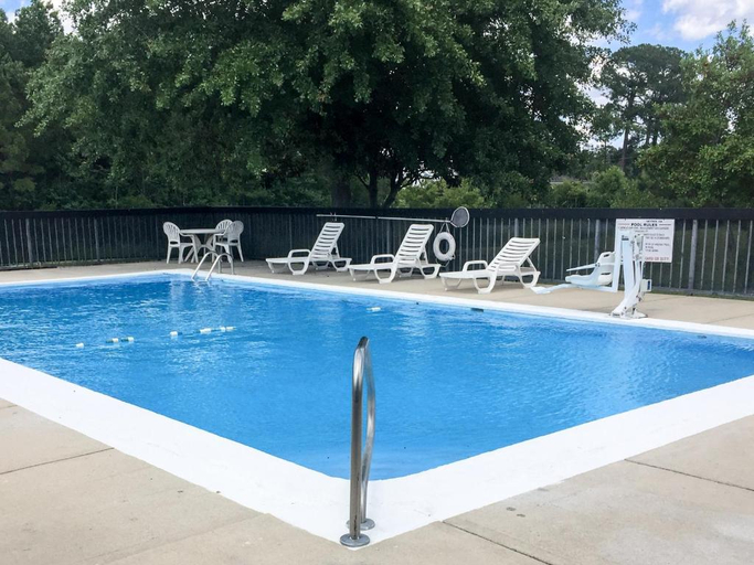 Sport & Beauty, Econo Lodge Metter, Candler