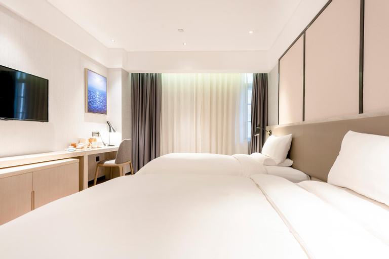Bedroom 17