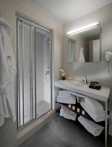 Bathroom 4, Karavia Lux Inn, Thessaly