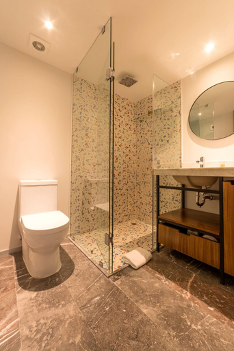 Bathroom 5, Singular Joy Vacation Rentals, Cozumel