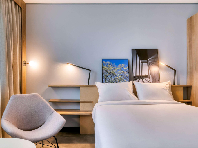 Bedroom 13
