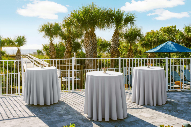 Sport & Beauty 2, Hilton Garden Inn Cocoa Beach Oceanfront, Brevard