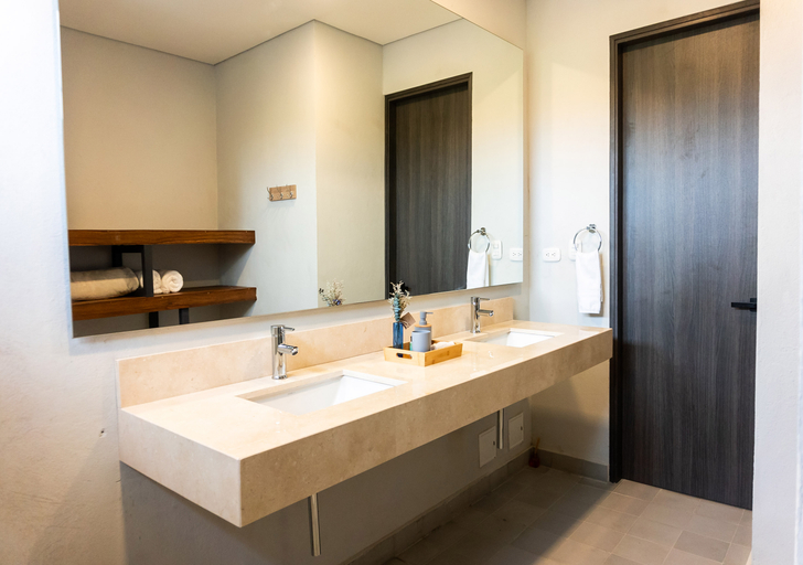 Bathroom 5, The Garden Suites, Santa Marta (Dist. Esp.)