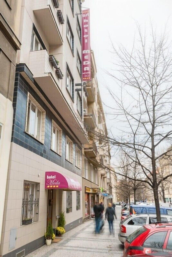 Exterior & Views, Art Hotel Meda of Museum Kampa, Praha 6