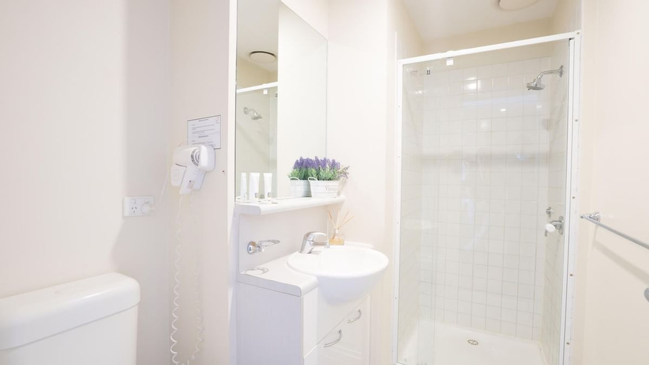 Bathroom 3