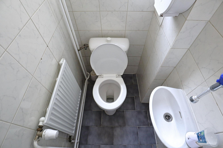 Bathroom 4, A Plus Hostel - Centrum, Praha 1