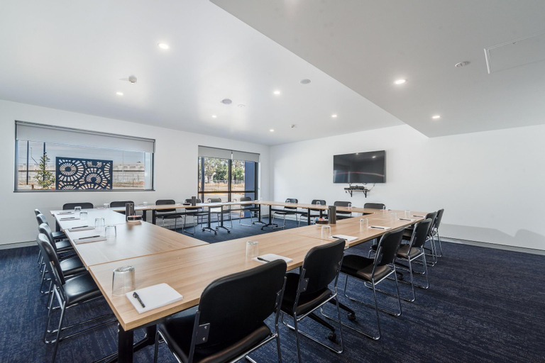Business Facilities 30