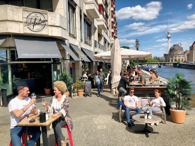 Exterior & Views, Artist Riverside, Berlin