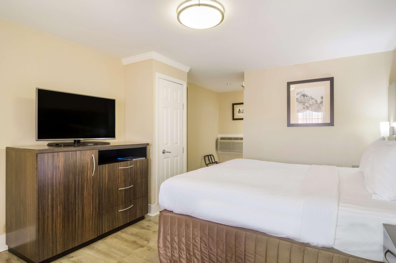 Bedroom 11