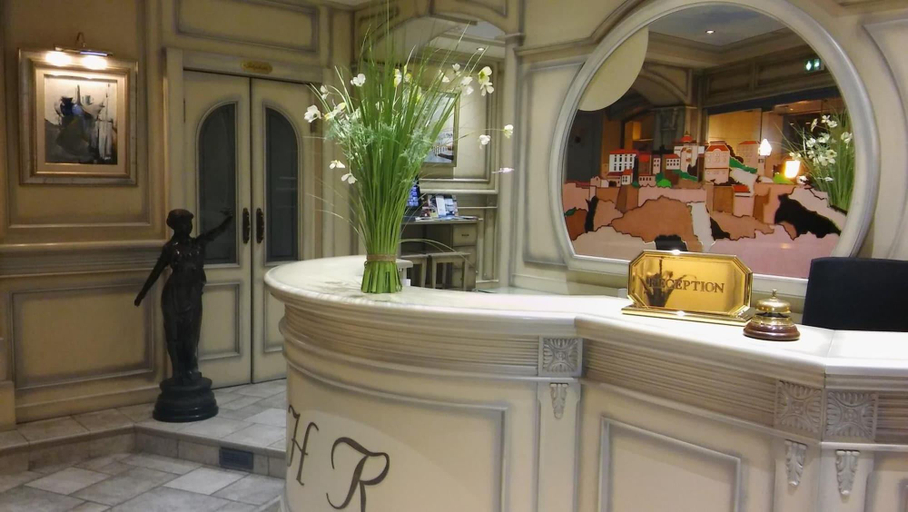 Public Area 4, Hotel le Rocher, Haute-Corse
