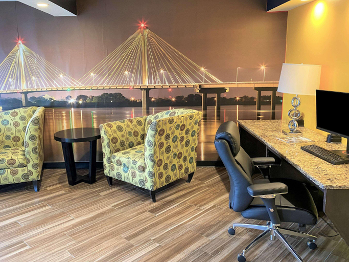 Public Area 2, Clarion Pointe Independence - Kansas City, Kansas City