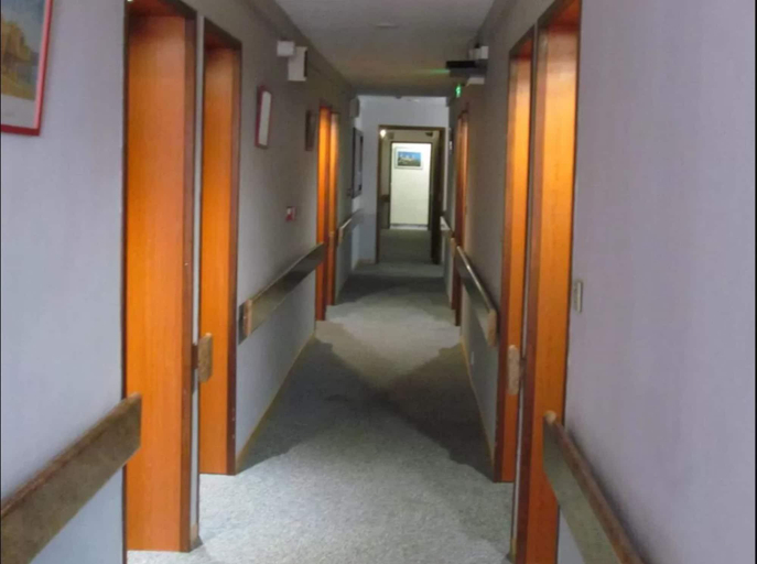 Public Area, Hôtel Rocade, Ariège