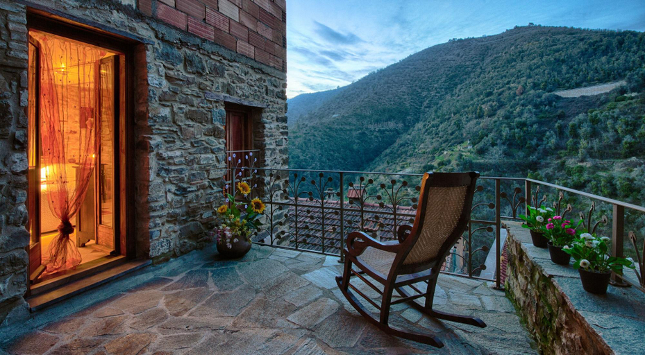 Munta E Cara Albergo Diffuso, Imperia