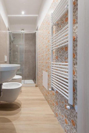Bathroom 3, Relais Santa Caterina, La Spezia