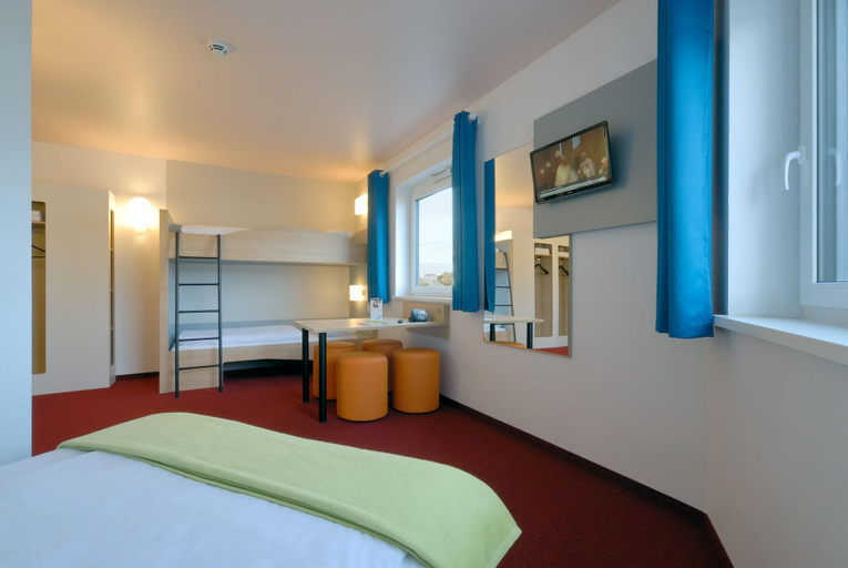 Bedroom 3, B&B Hotel Heidelberg, Heidelberg