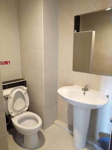 Bathroom 5, Baan Payai Resort, Pak Chong