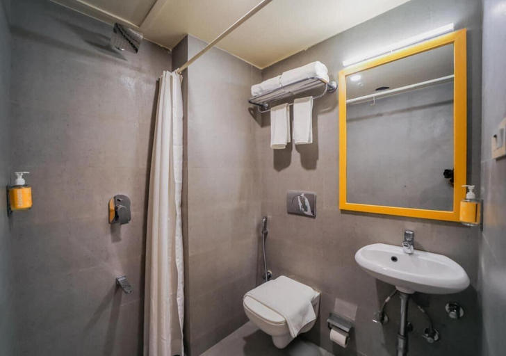 Bathroom 5, Bloom Hotel - Worli, Mumbai City