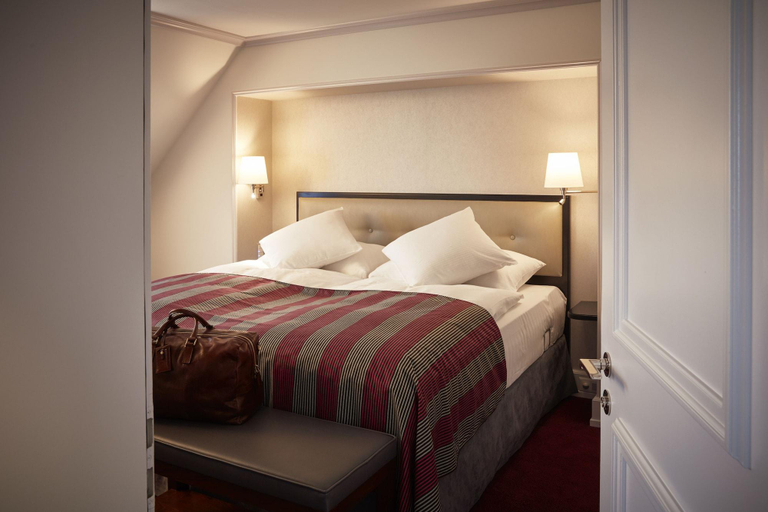 Bedroom 2, The Dufour, Suites & Rooms by Hotel Schweizerhof, Zürich