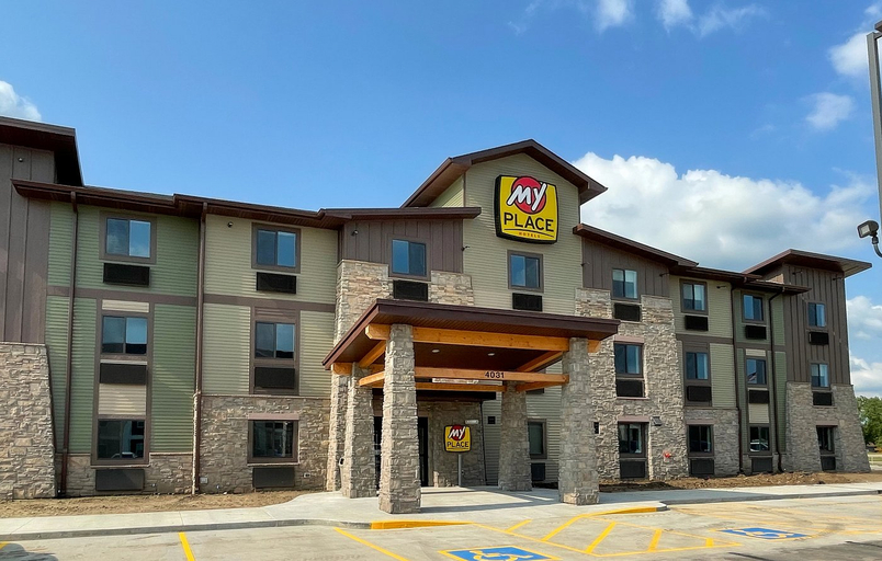 Exterior & Views 2, Executive Residency by Best Western Medford, Jackson