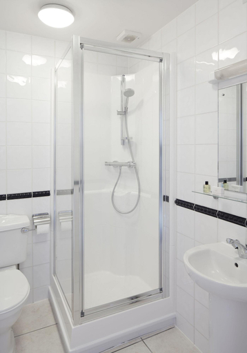 Bathroom 4, The Euro Hotel, London