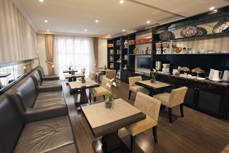 Food & Drinks 5, Grand Polanco Residencial, Mexico City