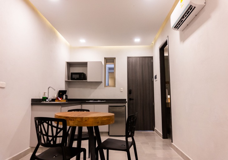 Others 5, The Garden Suites, Santa Marta (Dist. Esp.)