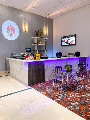 Food & Drinks 5, Tsbs Ocean Front Casablanca Studios With Beach Acc, Miami-Dade