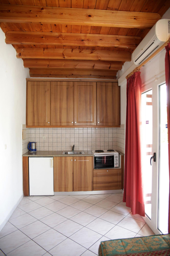 Bedroom 2, Oula maisonettes, Ionian Islands