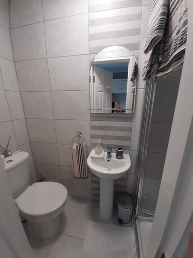 Bathroom 4, Greenway lodge B&B