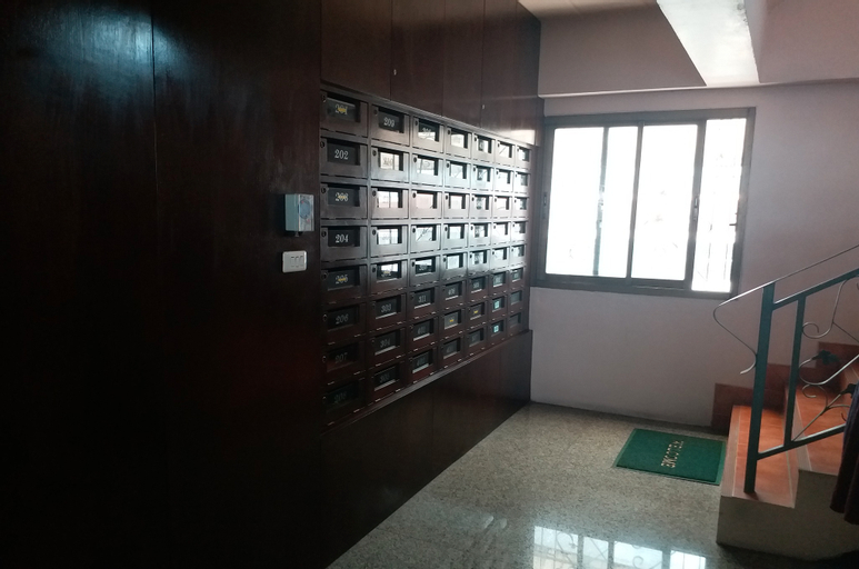 Others 4, Merit Mansion, Chatuchak