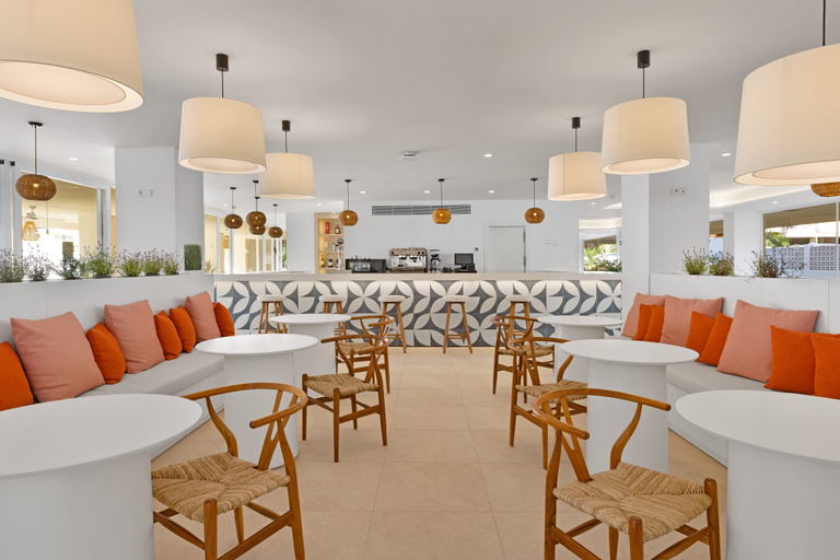 Food & Drinks 5, Palmanova Beach Apartments by TRH, Baleares