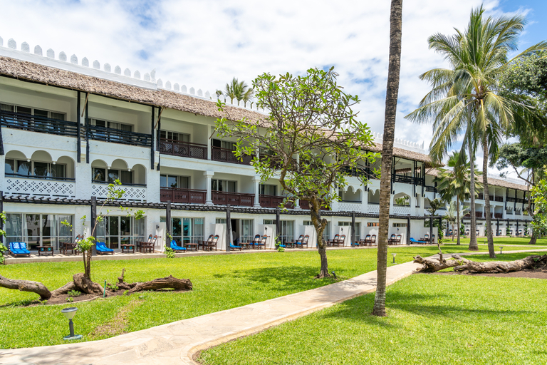Exterior & Views 2, Southern Palms Beach Resort, Msambweni