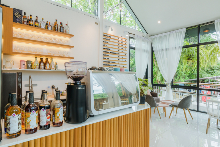 Food & Drinks 5, UR The Private Hua Hin, Hua Hin