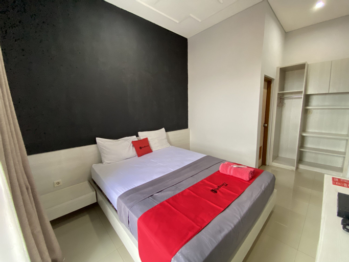 Bedroom 10