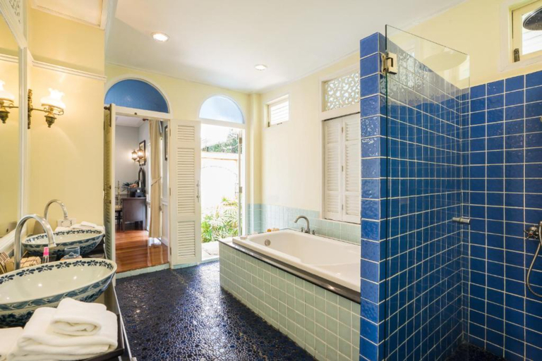 Bathroom 5, Wora Bura Hua Hin Resort & Spa, Hua Hin